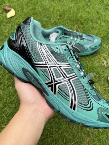 ASICCS Gel-Kahana TR V4 203A497-300