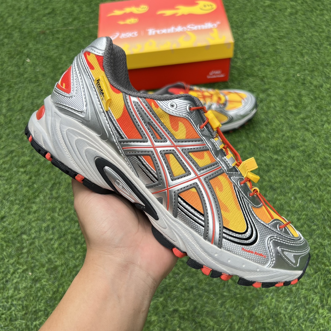 ASICS Gel-Kahana TR V4"Flames" 1203A653-750